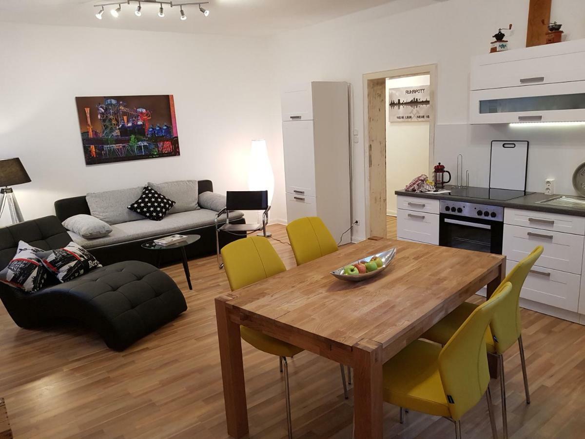 Fewofaubelcentro 42 & 54 & 62 M2 Oberhausen  Bagian luar foto